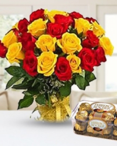 Bunch of 30 Mixed Roses & 16 Ferrero Rocher Box
